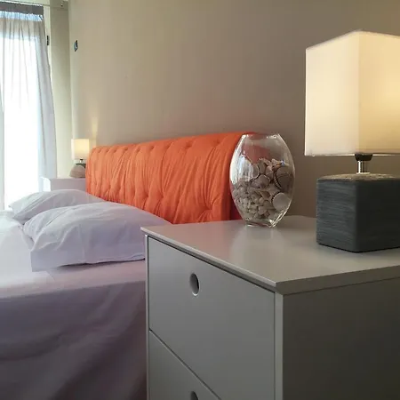Apartment Albi *